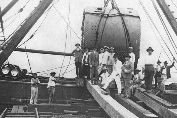 162 anos de Rocha | Do século XIX aos corredores logísticos continentais, relembre a nossa história ao longo desse tempo